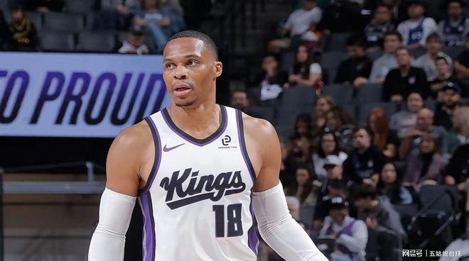 亚博体育官网-窗口期法国杯传出新动向，托特纳姆强势反弹，管理层表态：话题不断，轮换策略成焦点