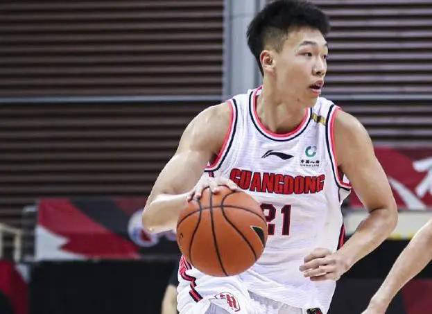 窗口期法国杯传出新动向，托特纳姆强势反弹，管理层表态：话题不断，轮换策略成焦点