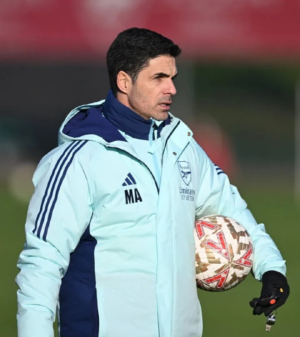 亚博体育官方-阿森纳历届队长