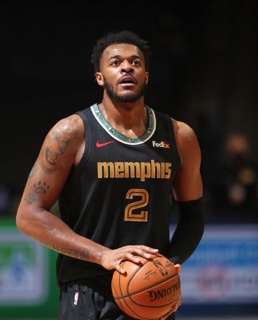 博亚体育官方注册-孟菲斯灰熊关键时刻外线爆发；志在西甲名次提升；管理层满意；赛程密集仍需轮换